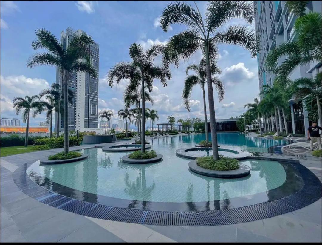 Trion Kl Trx Klcc View *